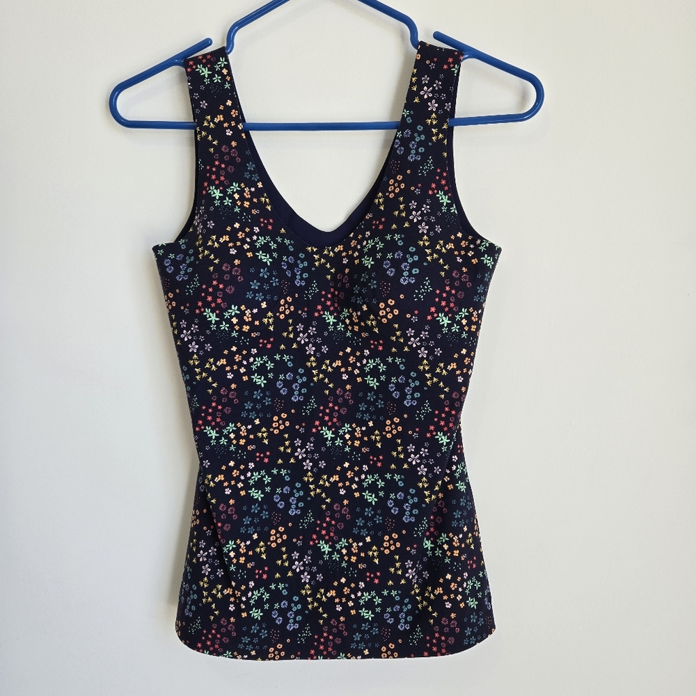 Knix Black and Red Fitted Tank Top